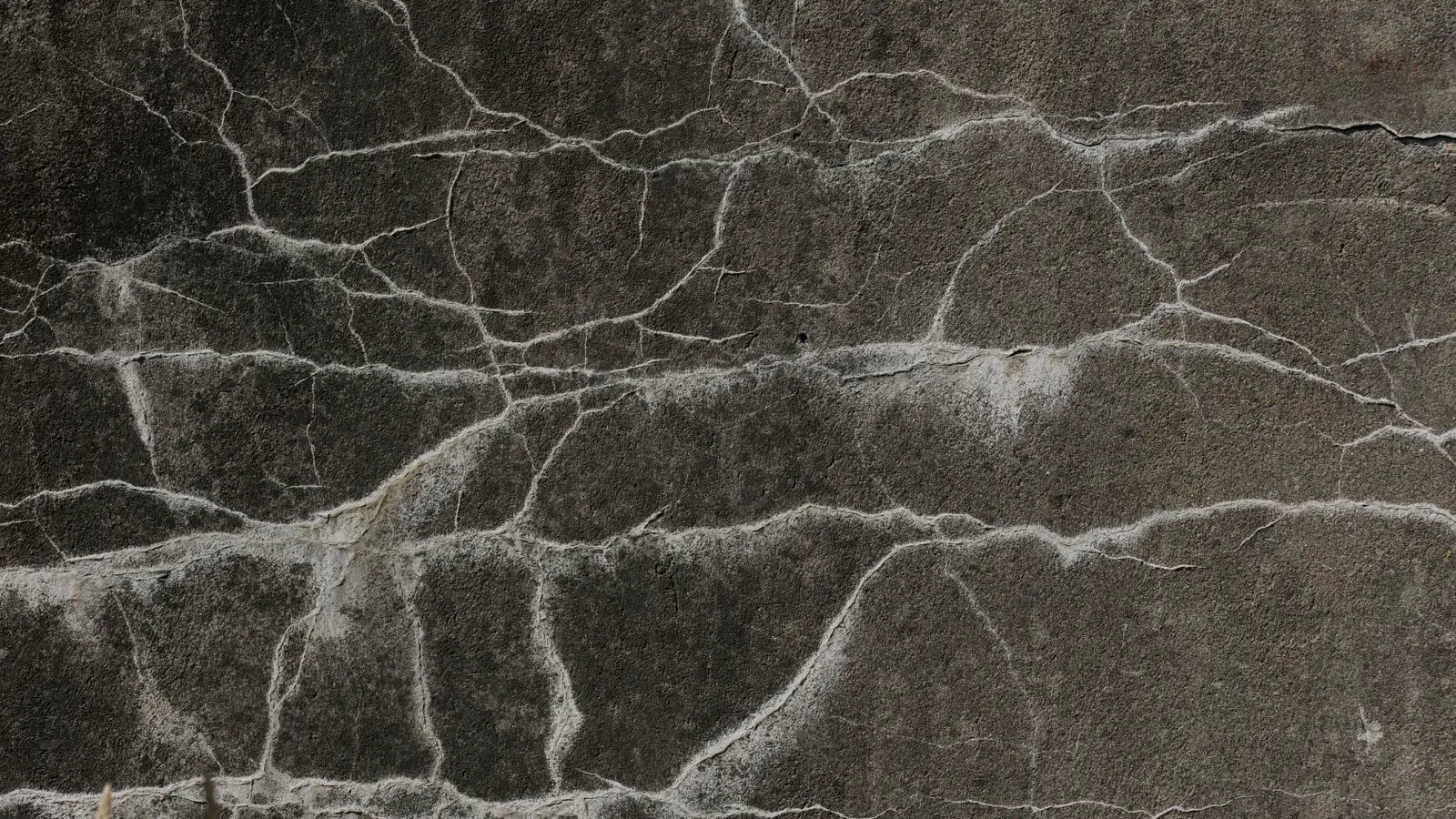 Close up of a wire with cracked insulation